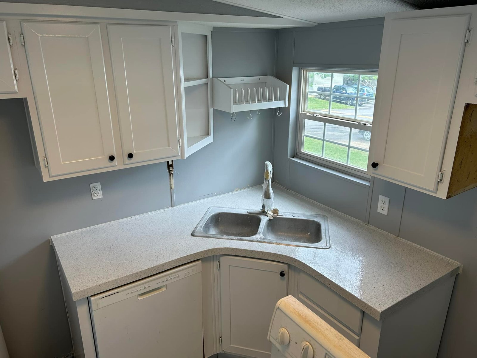 Kitchen Counter 2 after refinishing